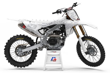 Fantic dirt bike with Flow custom grey white motocross graphics kit